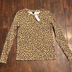 Chic Leopard Long Sleeve Top